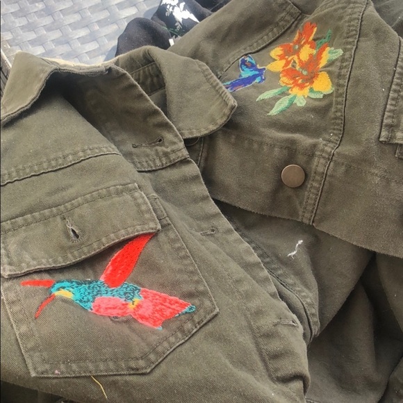 WhoWhat Wear.Boho style,embroidered utility jacket - Picture 6 of 11